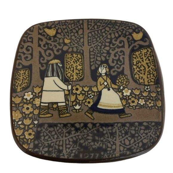 Vintage Arabia Finland 1977 Annual Plate Mint Condition - Picture 1 of 5